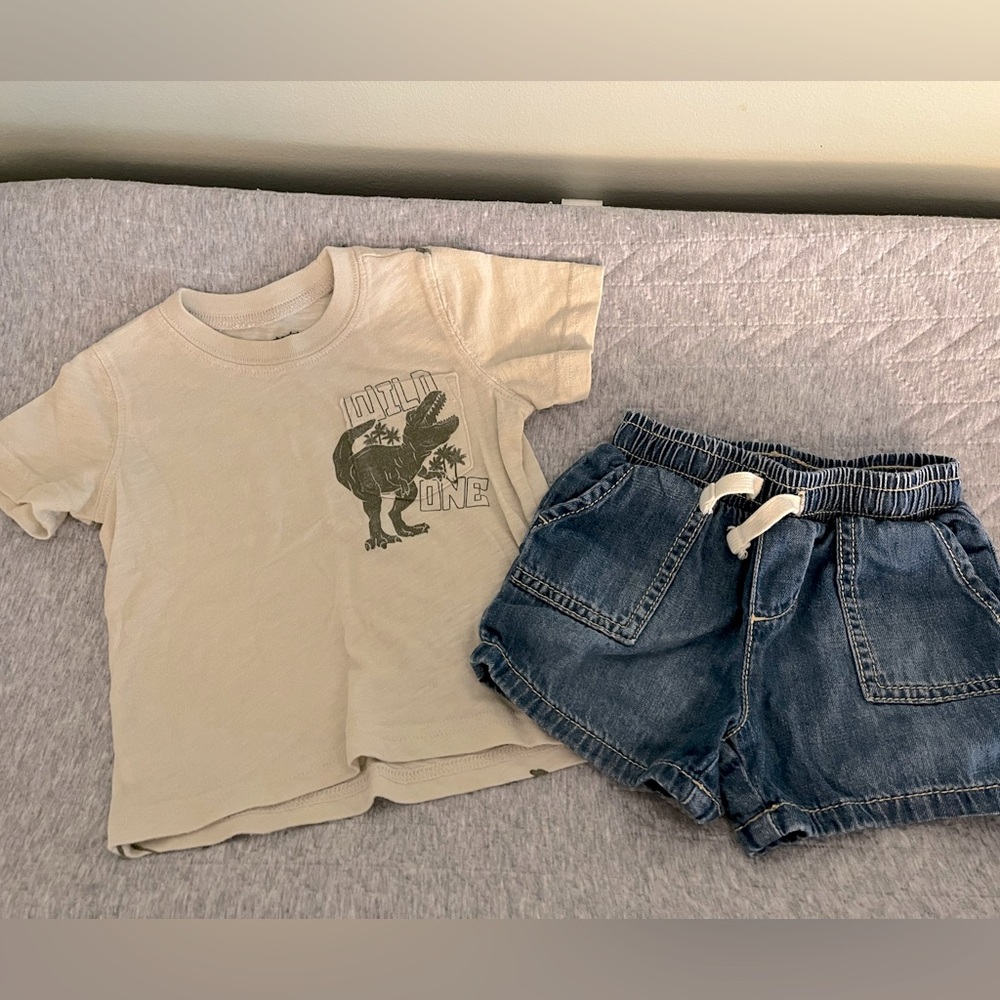 Carter’s baby boy outfit